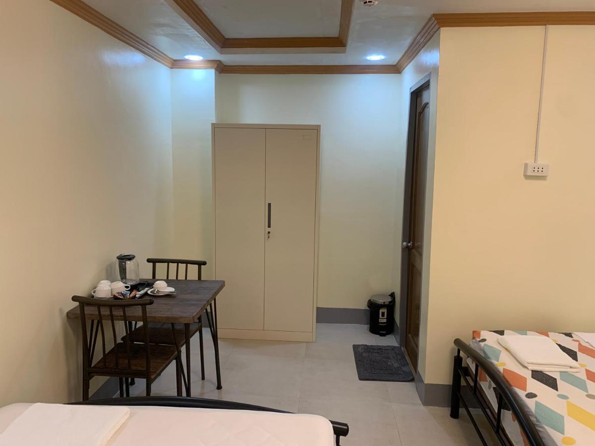 Zl Travelers Inn Batuan Eksteriør billede