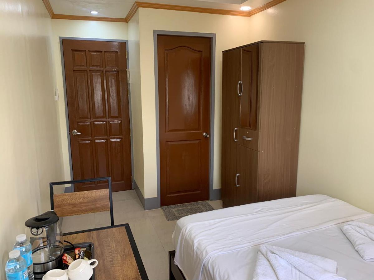 Zl Travelers Inn Batuan Eksteriør billede