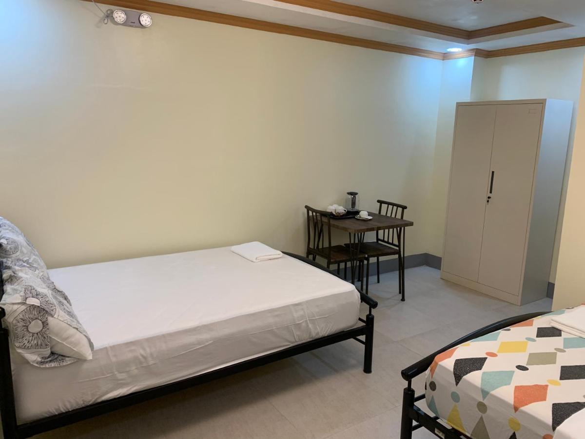 Zl Travelers Inn Batuan Eksteriør billede