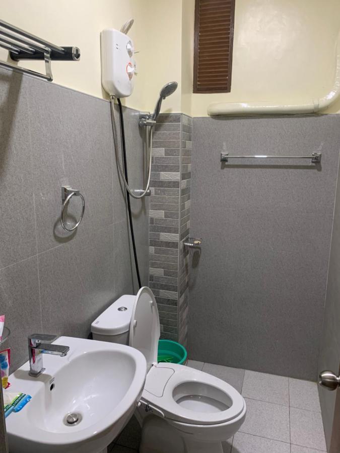 Zl Travelers Inn Batuan Eksteriør billede