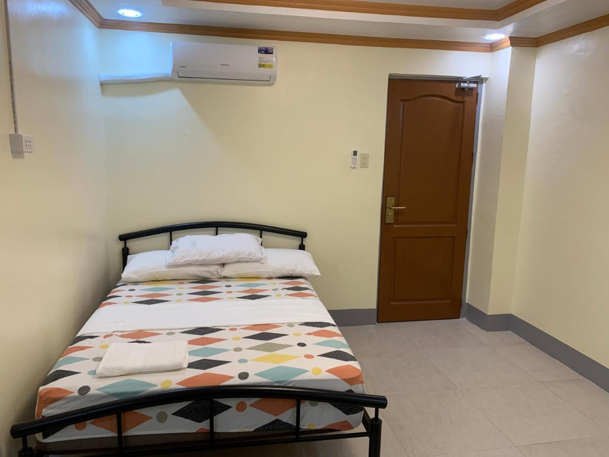 Zl Travelers Inn Batuan Eksteriør billede