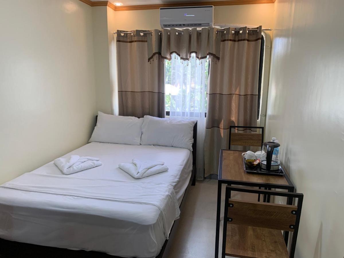 Zl Travelers Inn Batuan Eksteriør billede