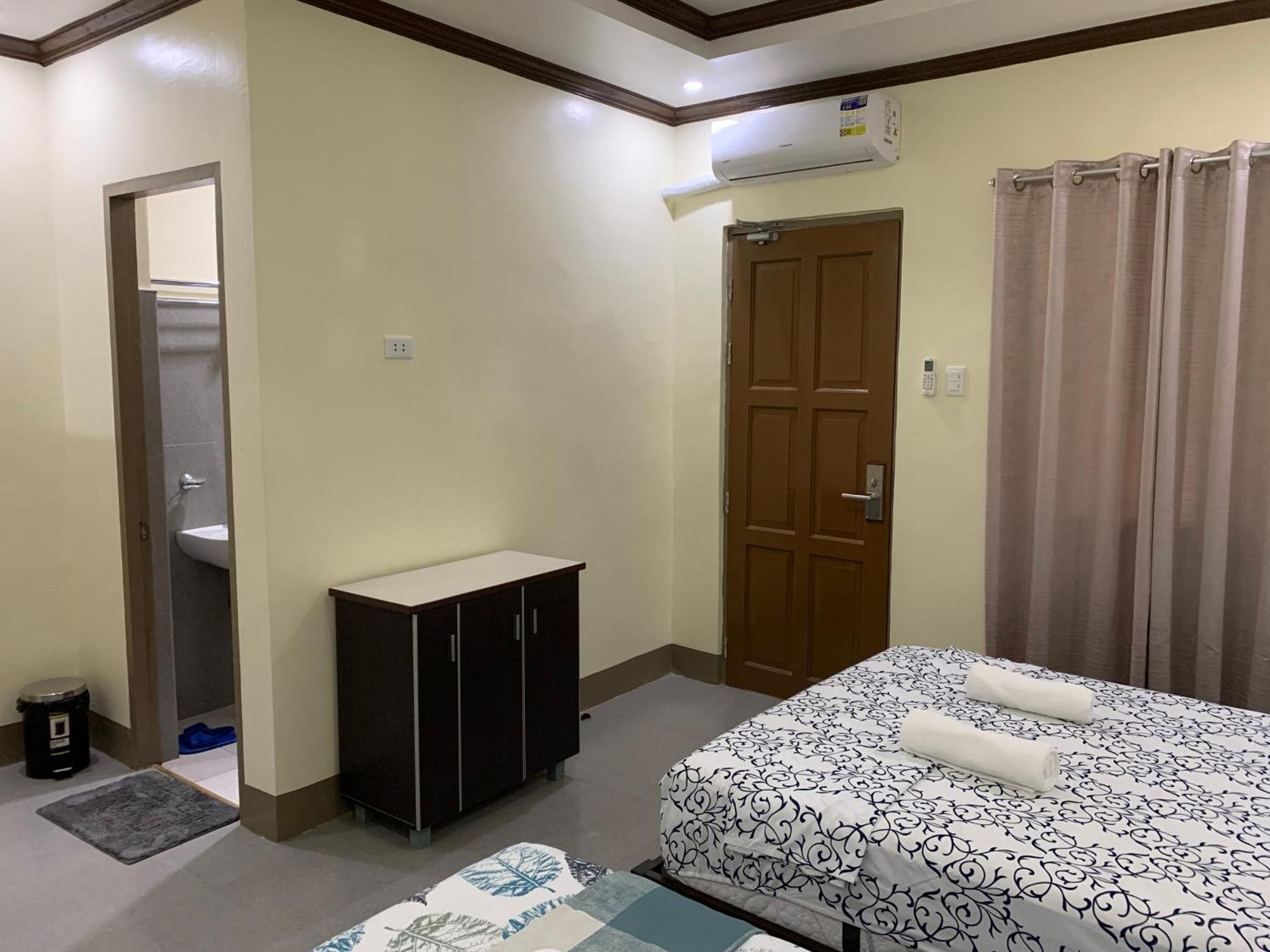 Zl Travelers Inn Batuan Eksteriør billede