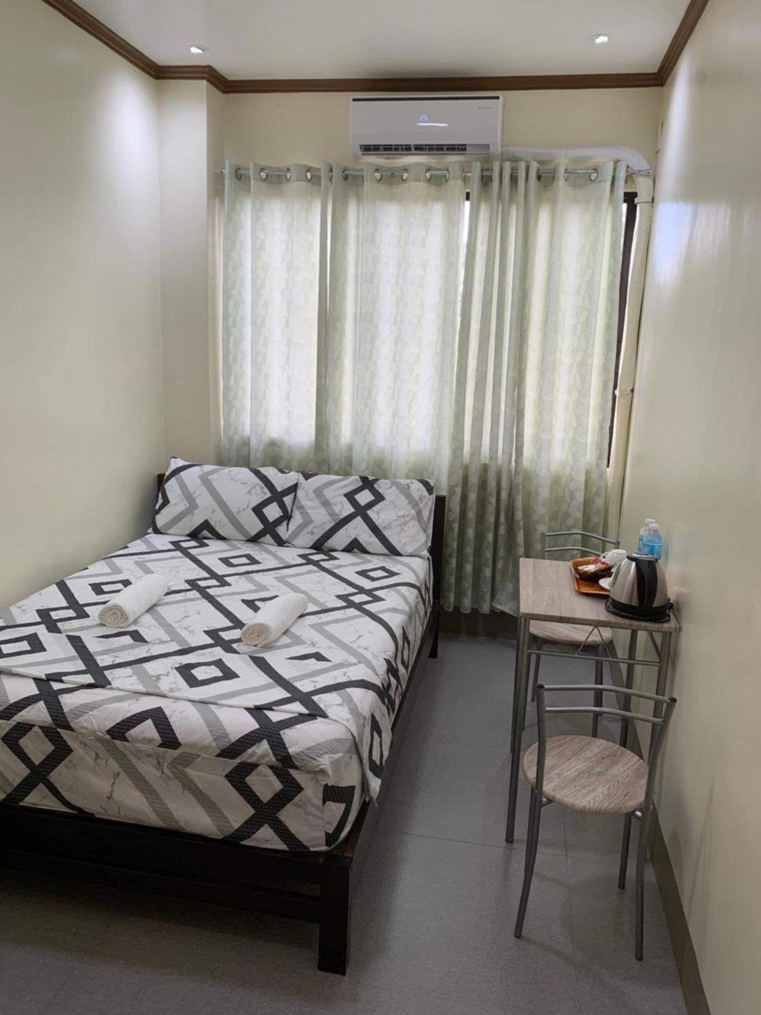 Zl Travelers Inn Batuan Eksteriør billede